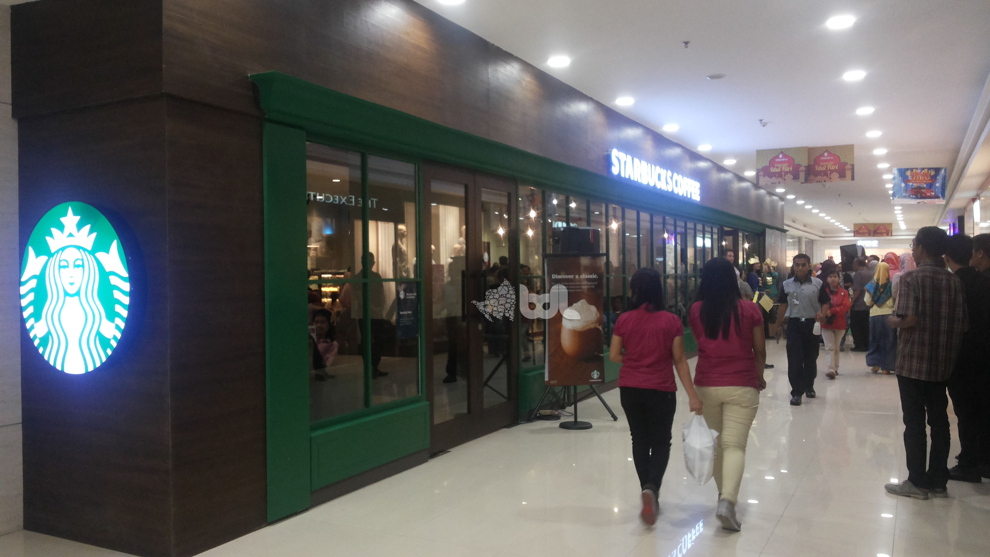 Starbucks Pertama di Lampung Resmi Beroperasi