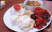 D’Spice Cafe : Cafe Bergaya Western dengan Makanan Tradisional  Khas Indonesia