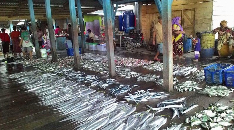 Gudang Lelang, Surganya Pemburu Seafood di Teluk Lampung
